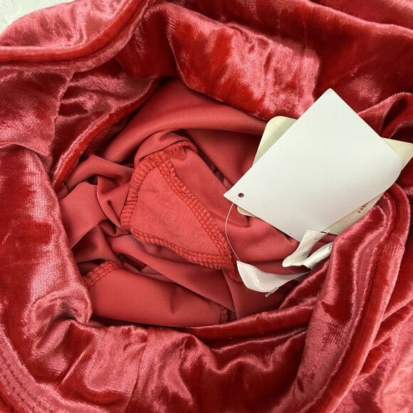 NEW Fabletics Crushed Velour Crossover Waist Leggings Size Small Red Athletic - Picture 6 of 13